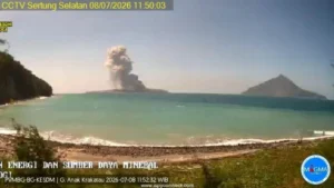 Monitoring Intensifies: BMKG Analyzes Marine and Atmospheric Impacts of Mount Anak Krakatau Eruptions