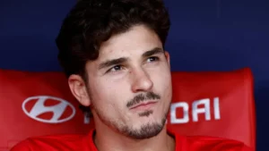 Crisis at the Metropolitano: Julian Alvarez’s Sudden Absence Leaves Atletico Madrid Scrambling Ahead of Sevilla Clash