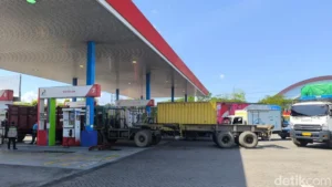 Indonesian Government Proposes 19.56 Million Kiloliters of Subsidized Fuel for 2027 Budget