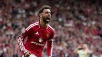 Manchester United Roar Back: Fernandes Hat-Trick Seals Dominant 5-2 Victory Over Ipswich Town