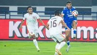 Persib Bandung Gets Major Boost as Star Striker Berguinho Returns to Training Ahead of Crucial AFC Champions League Two Play-off