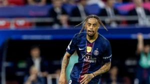 The Battle for Bradley Barcola: Premier League Giants Circle as PSG’s Tactical Puzzle Deepens