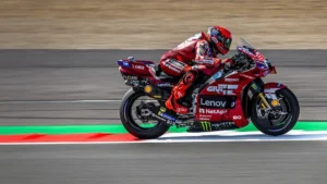 The King of Aragon Returns: Marc Marquez Secures Historic Hat-Trick at MotorLand