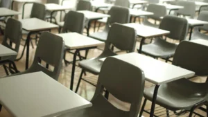 Educational Continuity Amidst Crisis: Serang City Shifts to Remote Learning Following Anak Krakatau Eruption