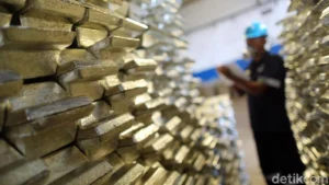 Indonesia Sets Tin as Pioneer Commodity for New Strategic Exchange: A Deep Dive into OJK’s ICOMEX Vision