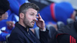 A High-Stakes Duel at Old Trafford: Michael Carrick and the Pressure of Premier League Survival