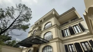 The Price of Perfection: Inside the Luxurious Kitchen of Tasya Farasya Amidst Structural Challenges
